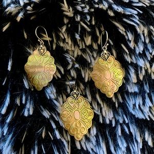 BALI DESIGNS BY ROBERT MANSE EARRINGS AND PENDANT